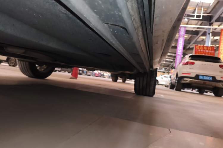 Used Audi Q3 2019 35 TFSI Fashion Dynamic Model Left Side Sill