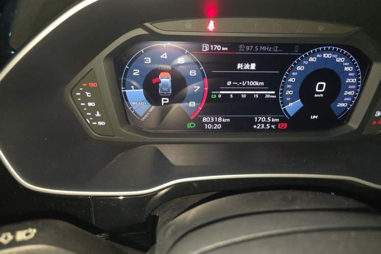 Used Audi Q3 2019 35 TFSI Advanced Dynamic Edition Odometer Close Up