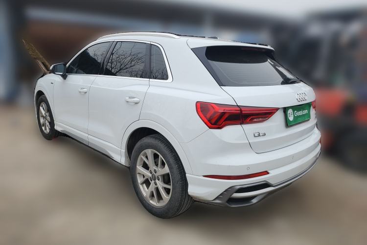 Used Audi Q3 2019 35 TFSI Advanced Dynamic Edition Rear Left 45 Deg