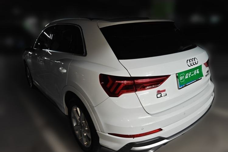 Used Audi Q3 2019 35 TFSI Advanced Dynamic Edition Rear Left 45 Deg