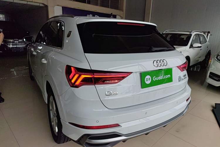 Used Audi Q3 2019 35 TFSI Advanced Dynamic Edition Rear Left 45 Deg