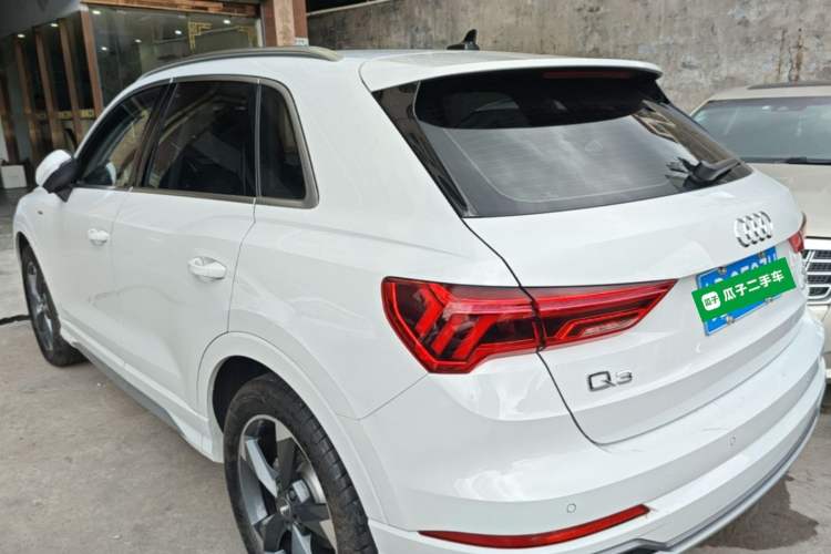 Used Audi Q3 2019 40 TFSI Fashion Dynamic Model Rear Left 45 Deg