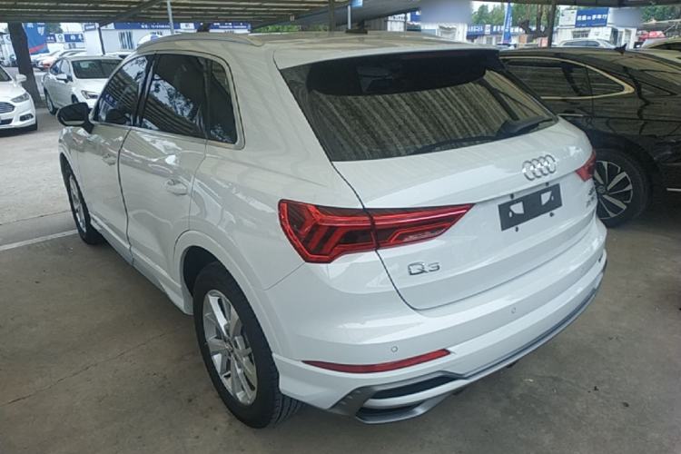 Used Audi Q3 2019 35 TFSI Advanced Dynamic Edition Rear Left 45 Deg