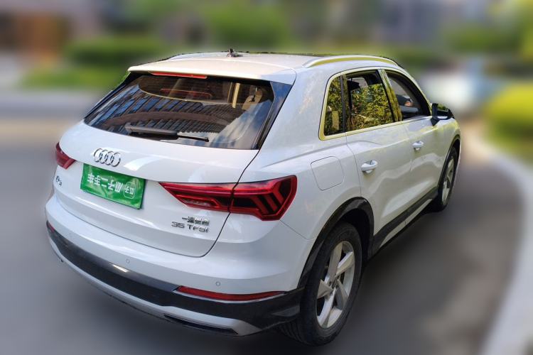 Used Audi Q3 2019 35 TFSI Advanced Style Edition Rear Right 45 Deg