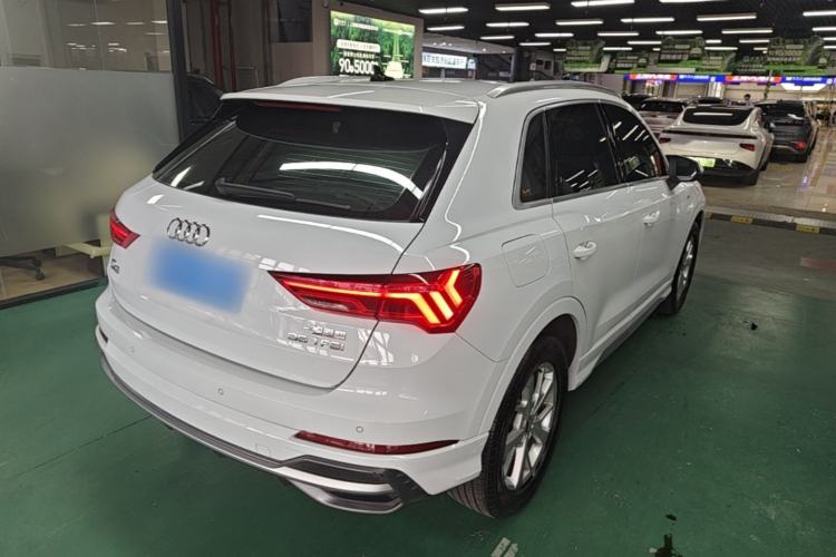Used Audi Q3 2019 35 TFSI Advanced Dynamic Edition Rear Right 45 Deg