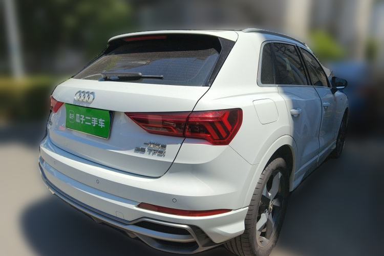 Used Audi Q3 2019 35 TFSI Fashion Dynamic Model Rear Right 45 Deg