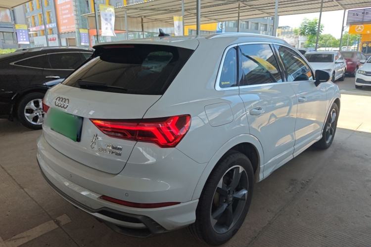 Used Audi Q3 2019 35 TFSI Fashion Dynamic Model Rear Right 45 Deg