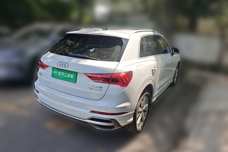 Used Audi Q3 2019 35 TFSI Advanced Dynamic Edition Rear Right 45 Deg