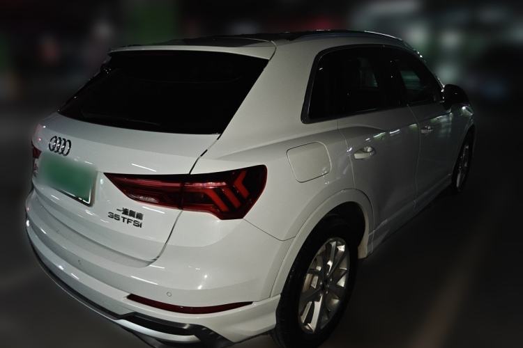 Used Audi Q3 2019 35 TFSI Advanced Dynamic Edition Rear Right 45 Deg