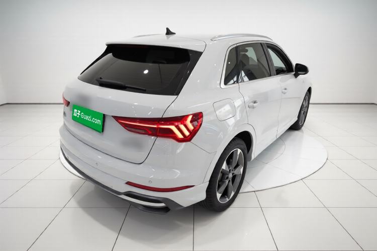 Used Audi Q3 2019 35 TFSI Fashion Dynamic Model Rear Right 45 Deg