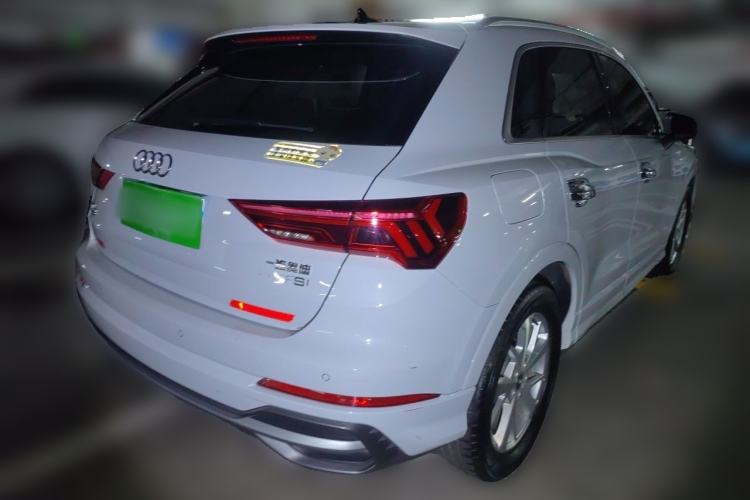 Used Audi Q3 2019 35 TFSI Advanced Dynamic Edition Rear Right 45 Deg