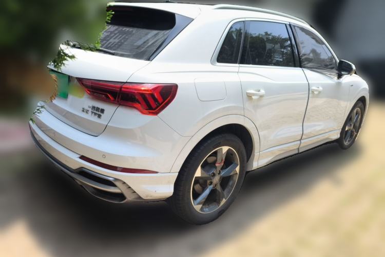 Used Audi Q3 2019 35 TFSI Fashion Dynamic Model Rear Right 45 Deg