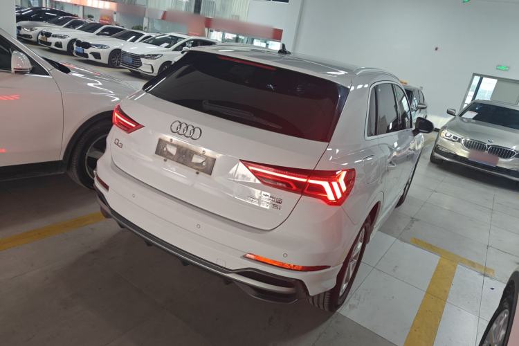 Used Audi Q3 2019 35 TFSI Advanced Dynamic Edition Rear Right 45 Deg
