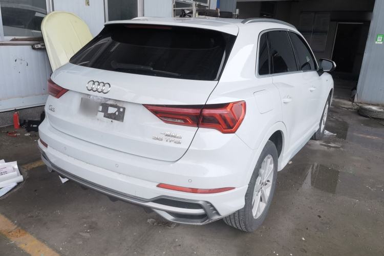 Used Audi Q3 2019 35 TFSI Advanced Dynamic Edition Rear Right 45 Deg