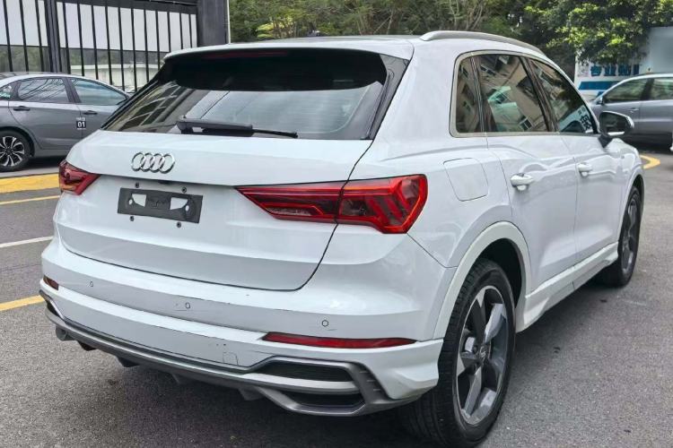 Used Audi Q3 2019 40 TFSI Fashion Dynamic Model Rear Right 45 Deg