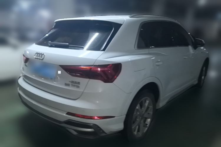 Used Audi Q3 2019 35 TFSI Advanced Dynamic Edition Rear Right 45 Deg