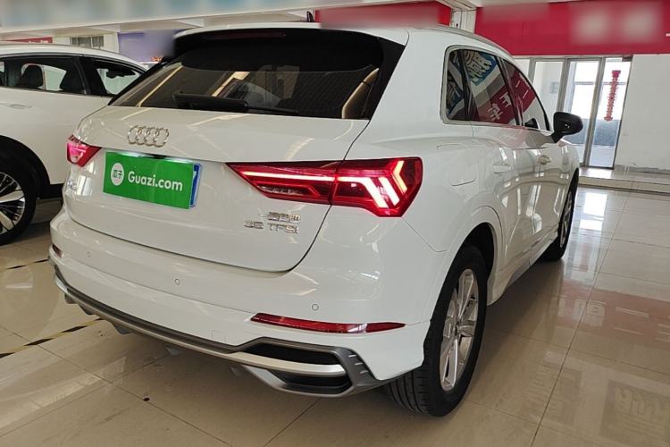 Used Audi Q3 2019 35 TFSI Advanced Dynamic Edition Rear Right 45 Deg