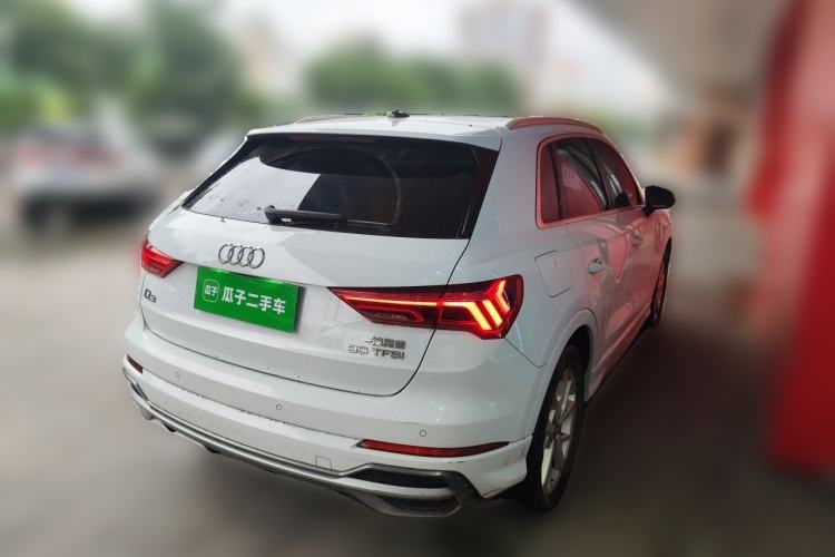 Used Audi Q3 2019 35 TFSI Advanced Dynamic Edition Rear Right 45 Deg
