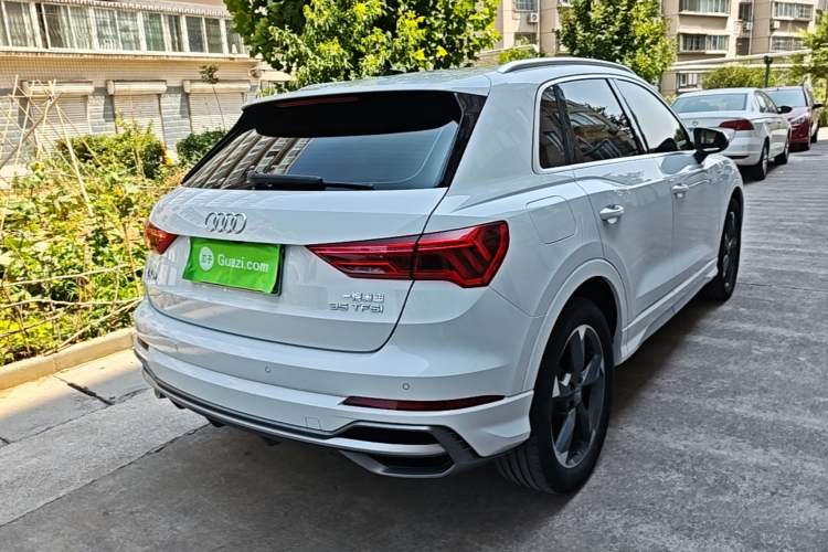Used Audi Q3 2019 35 TFSI Fashion Dynamic Model Rear Right 45 Deg