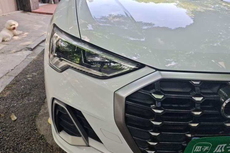Used Audi Q3 2019 35 TFSI Advanced Dynamic Edition Right Front Headlight