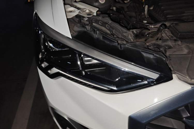 Used Audi Q3 2019 35 TFSI Advanced Dynamic Edition Right Front Headlight