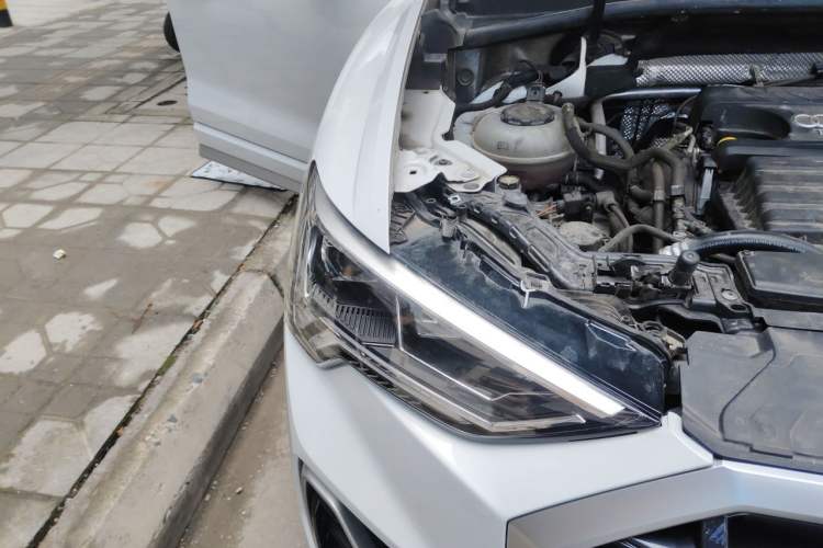 Used Audi Q3 2019 35 TFSI Advanced Dynamic Edition Right Front Headlight