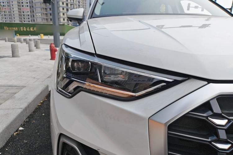 Used Audi Q3 2019 35 TFSI Advanced Dynamic Edition Right Front Headlight