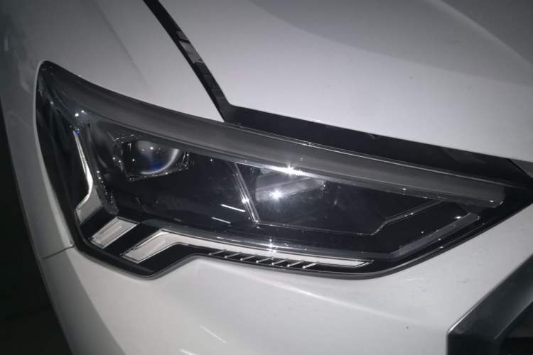 Used Audi Q3 2019 35 TFSI Advanced Dynamic Edition Right Front Headlight