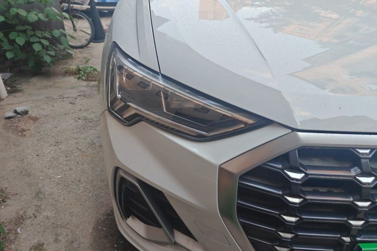 Used Audi Q3 2019 40 TFSI Fashion Dynamic Model Right Front Headlight