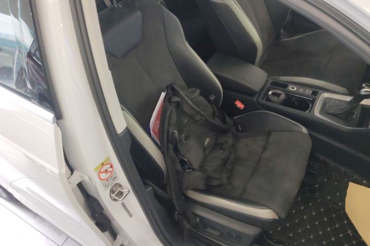 Used Audi Q3 2019 35 TFSI Advanced Dynamic Edition Right Front Seat