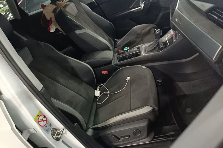 Used Audi Q3 2019 35 TFSI Fashion Dynamic Model Right Front Seat