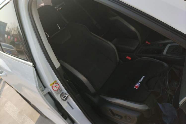 Used Audi Q3 2019 35 TFSI Fashion Dynamic Model Right Front Seat