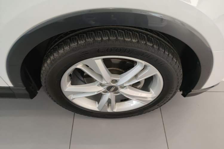 Used Audi Q3 2019 40 TFSI Fashionable and Elegant Model Right Front Seat