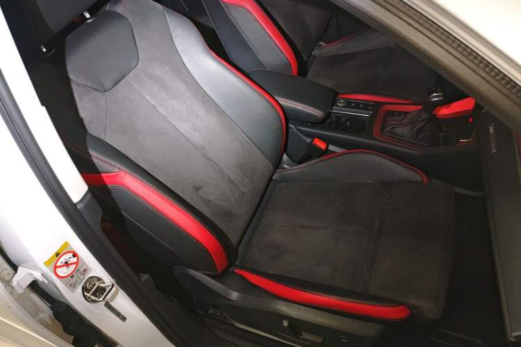 Used Audi Q3 2019 35 TFSI Fashion Dynamic Model Right Front Seat