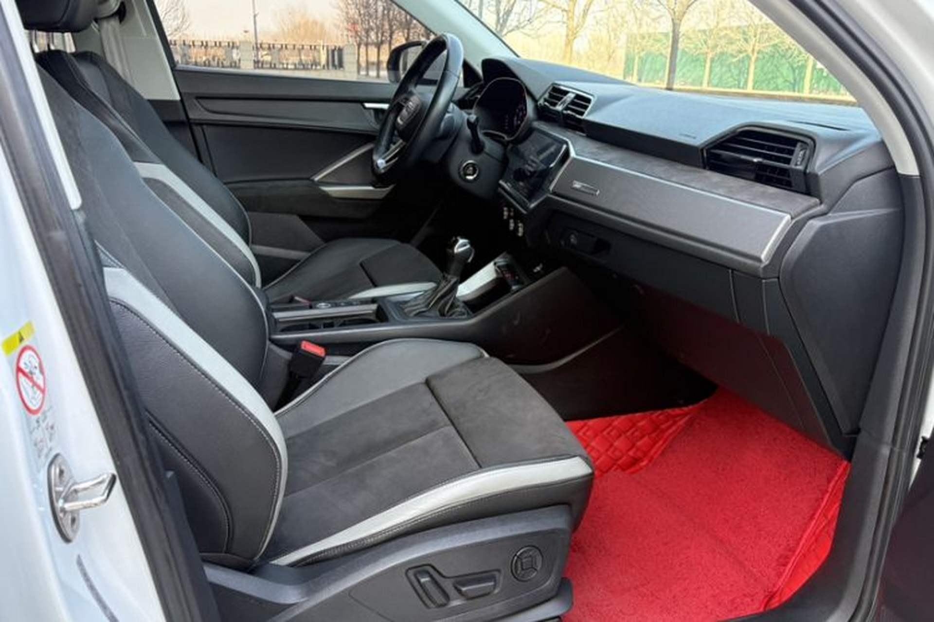 Used Audi Q3 2019 35 TFSI Advanced Dynamic Edition Right Front Seat