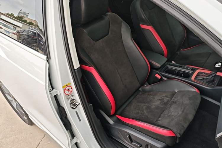 Used Audi Q3 2019 35 TFSI Fashion Dynamic Model Right Front Seat