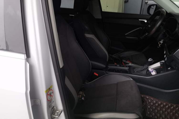 Used Audi Q3 2019 35 TFSI Advanced Dynamic Edition Right Front Seat