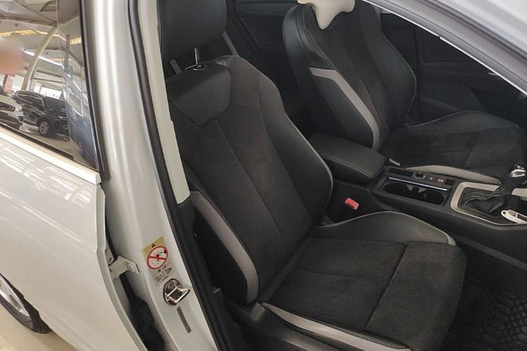 Used Audi Q3 2019 35 TFSI Advanced Dynamic Edition Right Front Seat