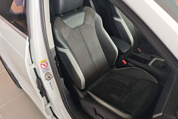Used Audi Q3 2019 40 TFSI Fashion Dynamic Model Right Front Seat