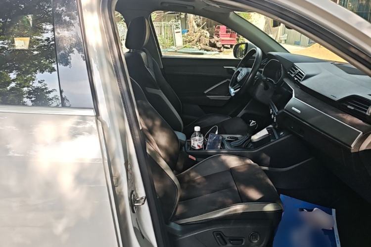 Used Audi Q3 2019 35 TFSI Fashion Dynamic Model Right Front Seat