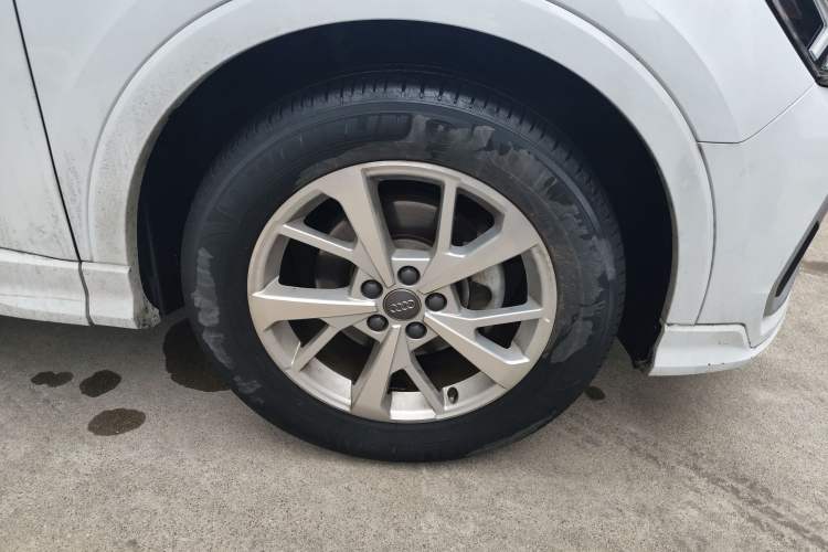 Used Audi Q3 2019 35 TFSI Advanced Dynamic Edition Right Front Wheel Hub