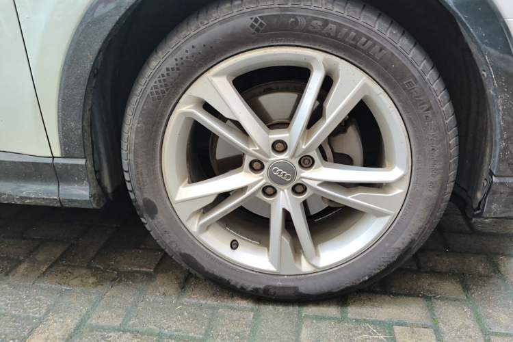 Used Audi Q3 2019 40 TFSI Fashionable and Elegant Model Right Front Wheel Hub