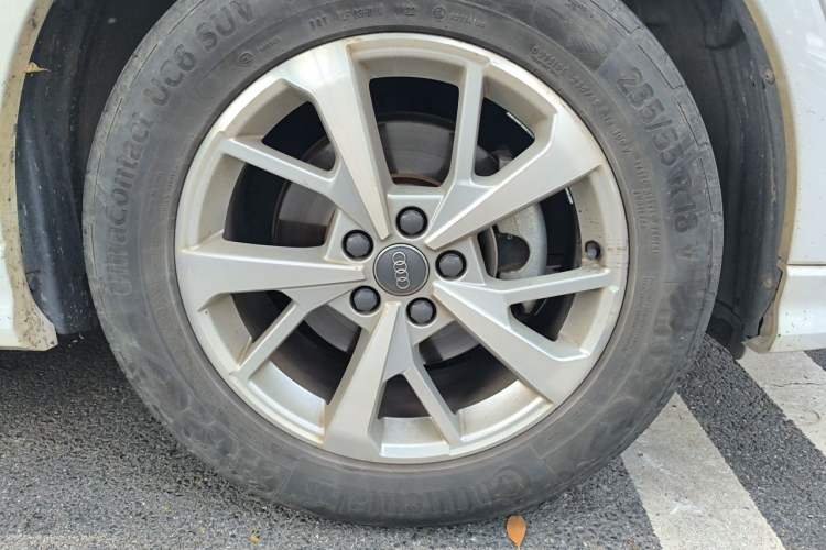 Used Audi Q3 2019 35 TFSI Advanced Dynamic Edition Right Front Wheel Hub