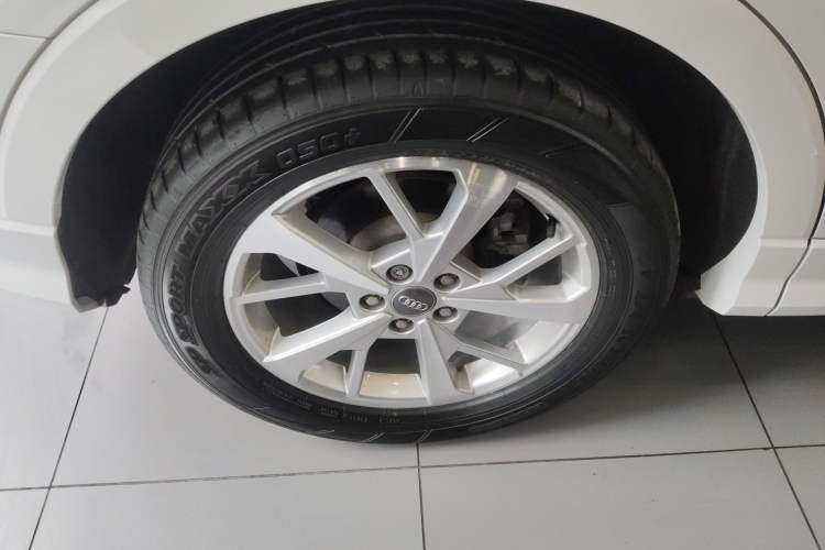 Used Audi Q3 2019 35 TFSI Advanced Dynamic Edition Right Rear Wheel Hub