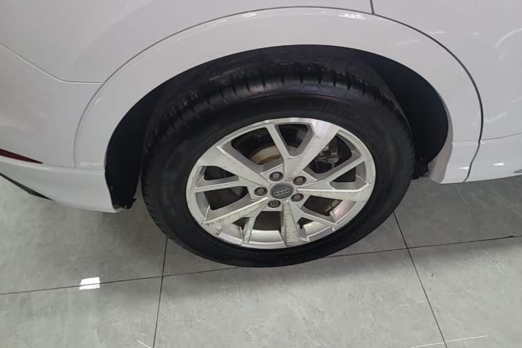Used Audi Q3 2019 35 TFSI Advanced Dynamic Edition Right Rear Wheel Hub