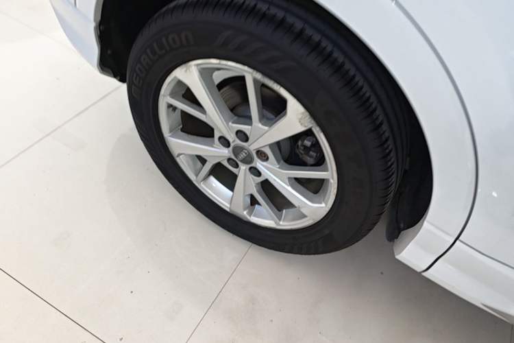 Used Audi Q3 2019 35 TFSI Advanced Dynamic Edition Right Rear Wheel Hub