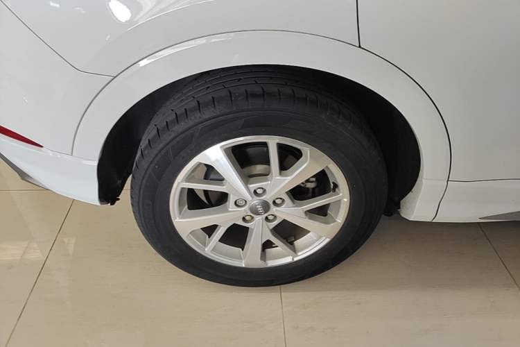 Used Audi Q3 2019 35 TFSI Advanced Dynamic Edition Right Rear Wheel Hub