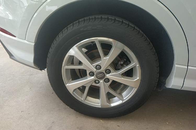 Used Audi Q3 2019 35 TFSI Advanced Dynamic Edition Right Rear Wheel Hub