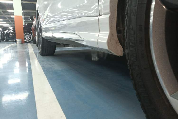 Used Audi Q3 2019 35 TFSI Fashion Dynamic Model Right Side Sill