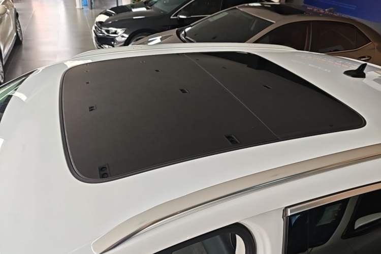 Used Audi Q3 2019 40 TFSI Fashion Dynamic Model Roof